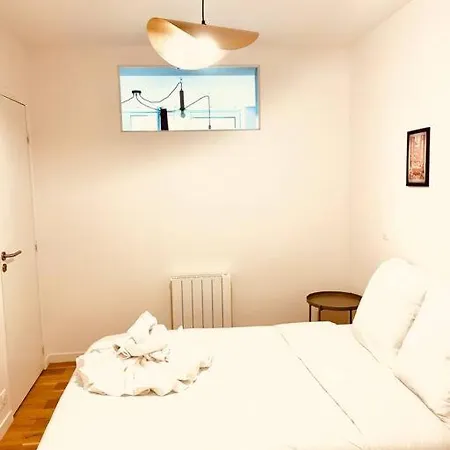 Cosy Loft- 17e - 4 Pers Appartement *