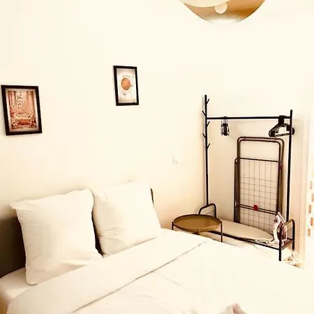 Cosy Loft- 17e - 4 Pers Appartement
