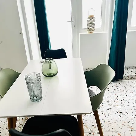 Appartement Cosy Loft- 17e - 4 Pers Parijs